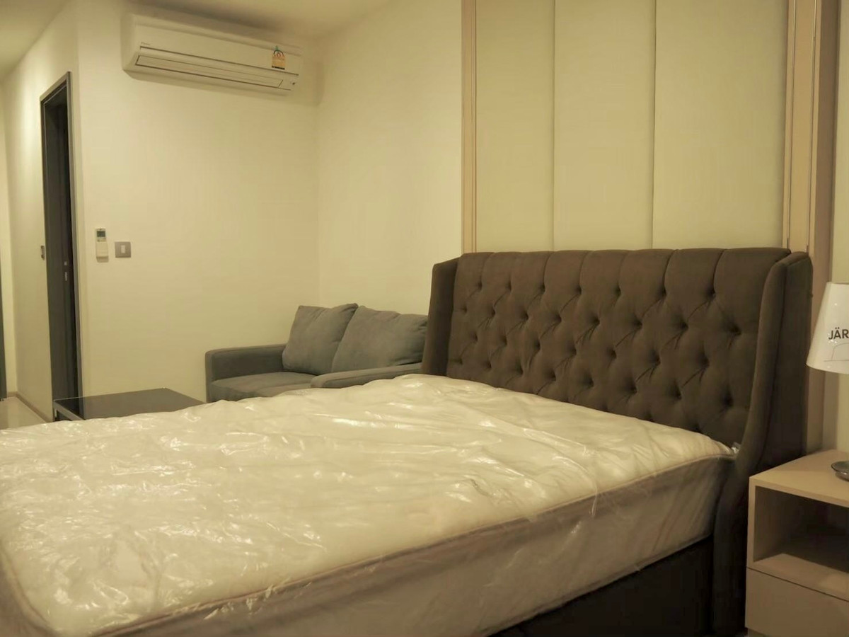 For SaleCondoRatchathewi,Phayathai : Urgent sale, 2 bedrooms, 2 bathrooms, Rhythm rangnam (very rare room), good location