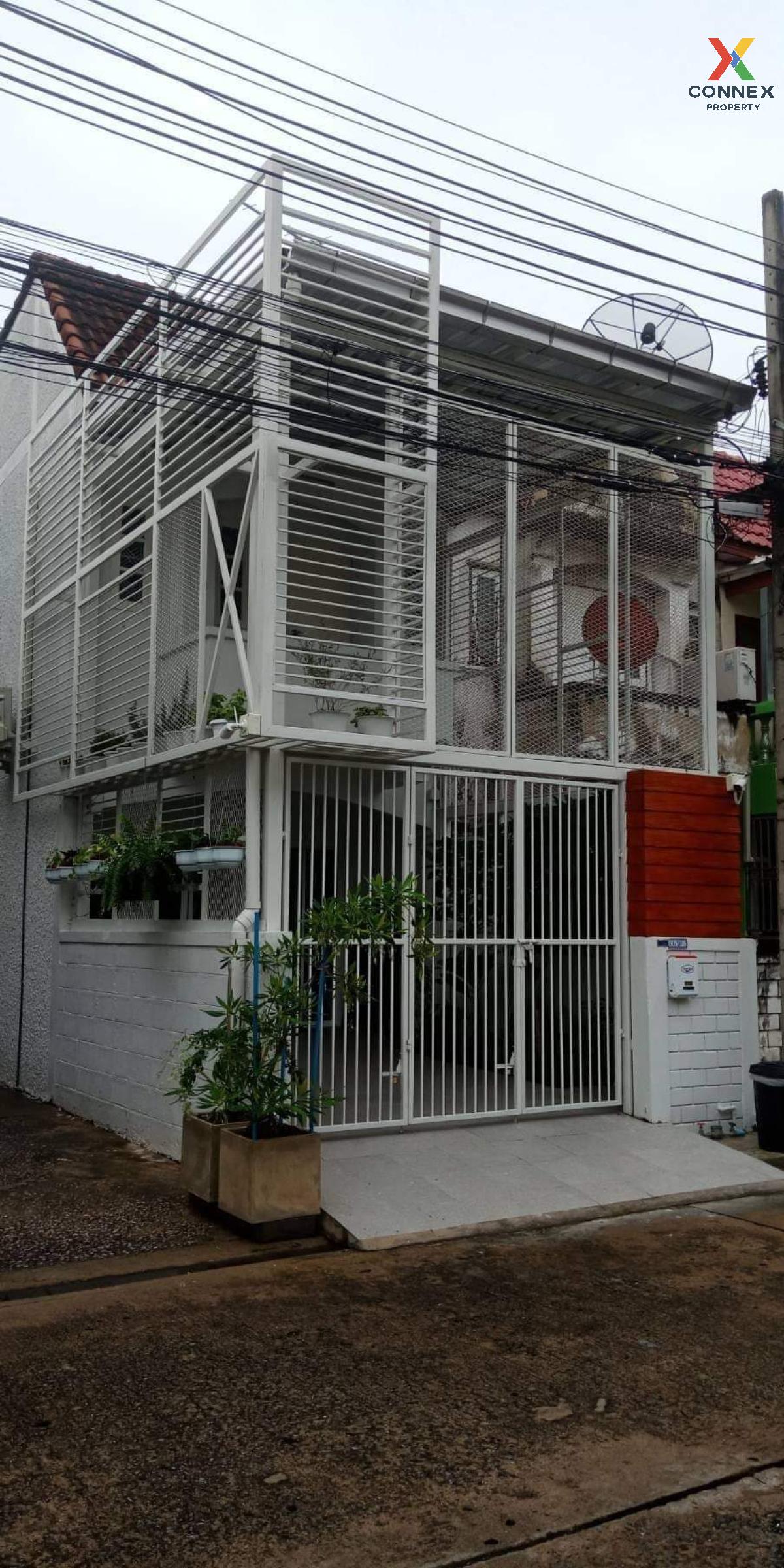 ขายทาวน์โฮมบางแค เพชรเกษม : ขายทาวน์โฮม  หมู่บ้านสุขสันต์ 2 เพชรเกษม 92/2 รีโนเวทใหม่ บางแคเหนือ เขต บางแค กรุงเทพ CX-80525   (S)	