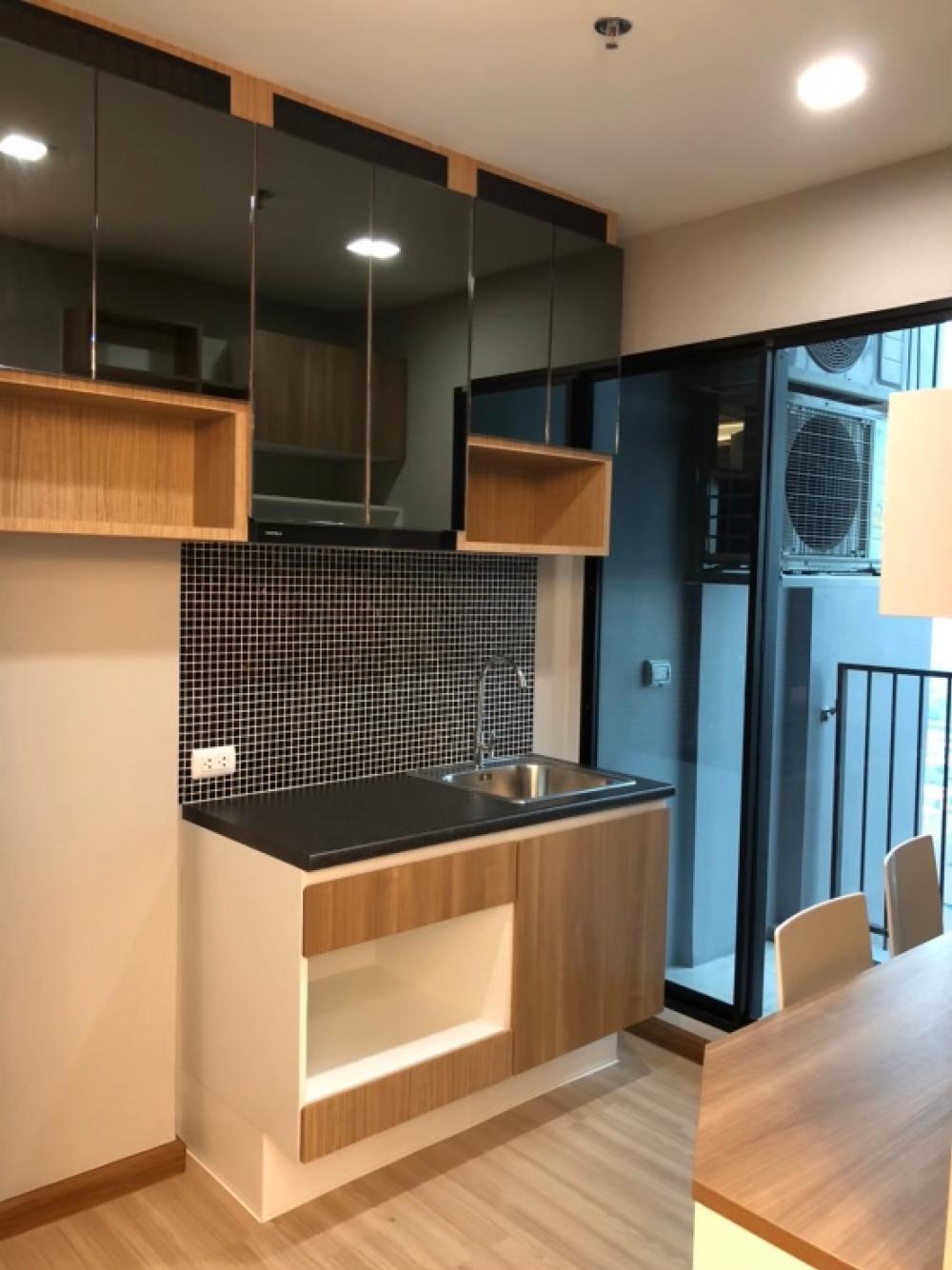 For SaleCondoBang kae, Phetkasem : The built-in condo is very beautiful. J Sathorn Condo, Kanlapaphruek Road. If interested, contact 092-4796356, Ms. Tip, ID: ttpp8888