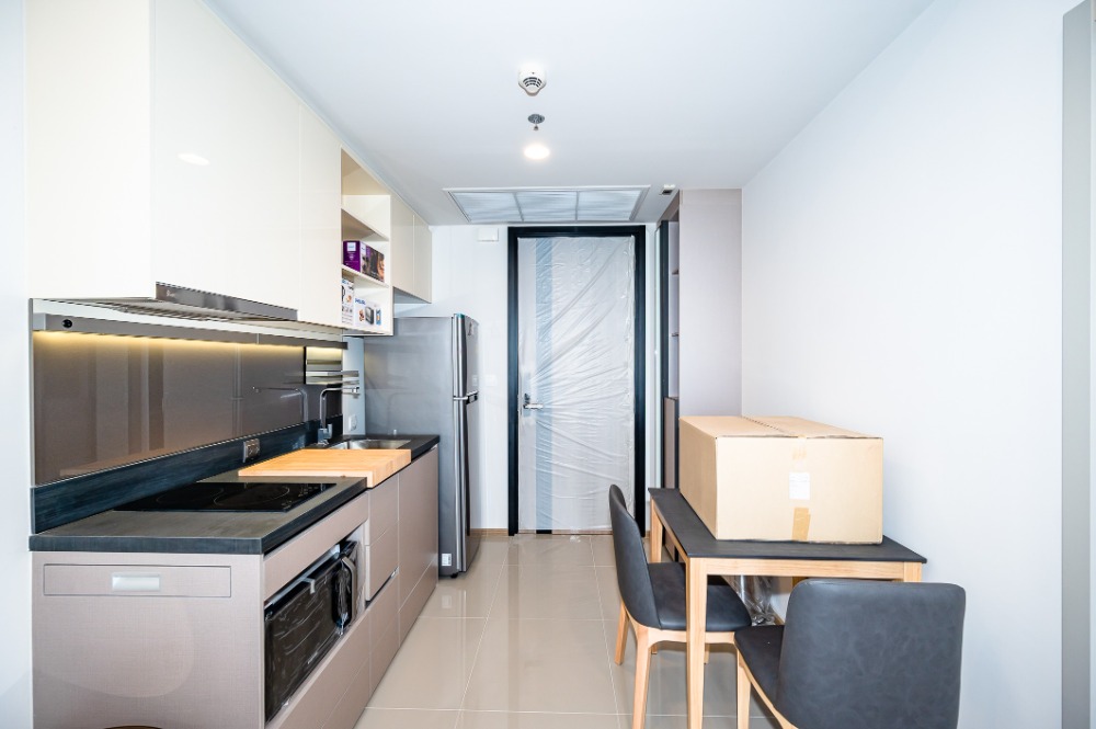 For RentCondoSukhumvit, Asoke, Thonglor : 🎉🎉Oka House 🎉🎉 Beautiful decoration, fully furnished, electric equipment, new room, gig, only 20,000 baht, there are many rooms.