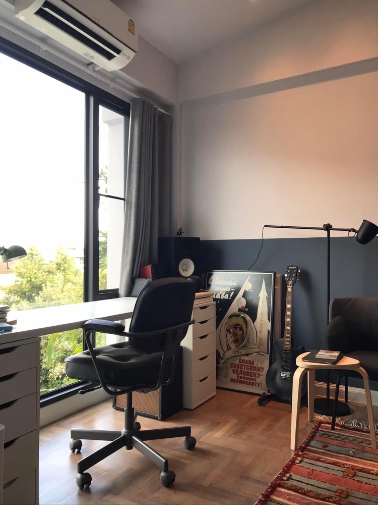 For SaleTownhomeSukhumvit, Asoke, Thonglor : For Sale with tenant til September 26
House Sukhumvit 71, 4 bedrooms near BTS Phra Khanong.