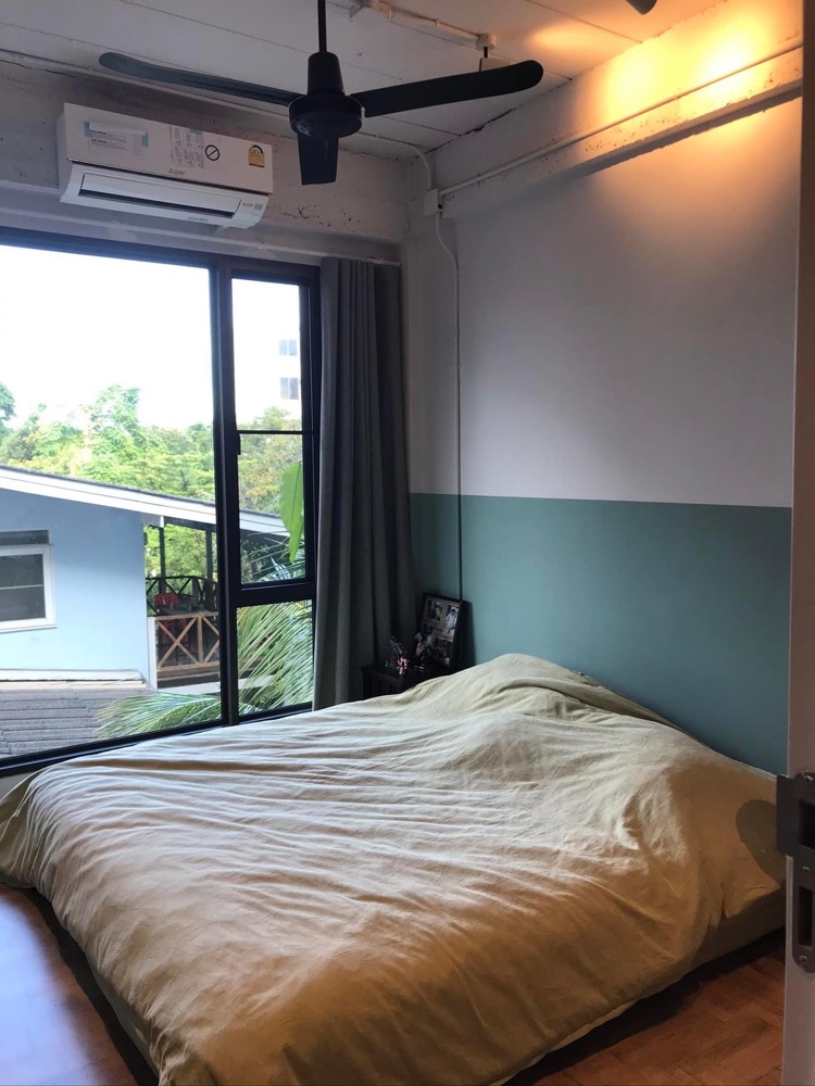 For SaleTownhomeSukhumvit, Asoke, Thonglor : For Sale with tenant til September 26
House Sukhumvit 71, 4 bedrooms near BTS Phra Khanong.
