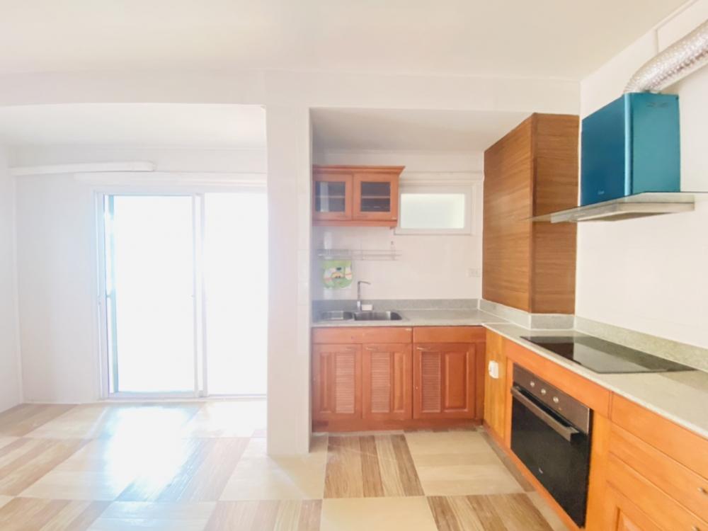 ขายทาวน์โฮมท่าพระ ตลาดพลู วุฒากาศ : เมโทรพาร์ค สาทร กัลปพฤกษ์ (Metro Park Sathorn) ใกล้ MRT BTS บางหว้าขายทาวน์โฮมหลังมุม 3 ชั้น