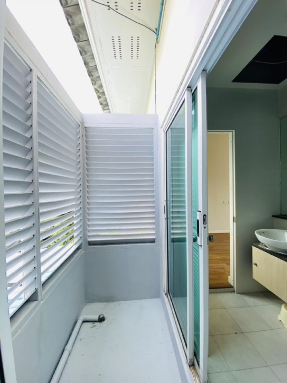 ขายทาวน์โฮมท่าพระ ตลาดพลู วุฒากาศ : เมโทรพาร์ค สาทร กัลปพฤกษ์ (Metro Park Sathorn) ใกล้ MRT BTS บางหว้าขายทาวน์โฮมหลังมุม 3 ชั้น