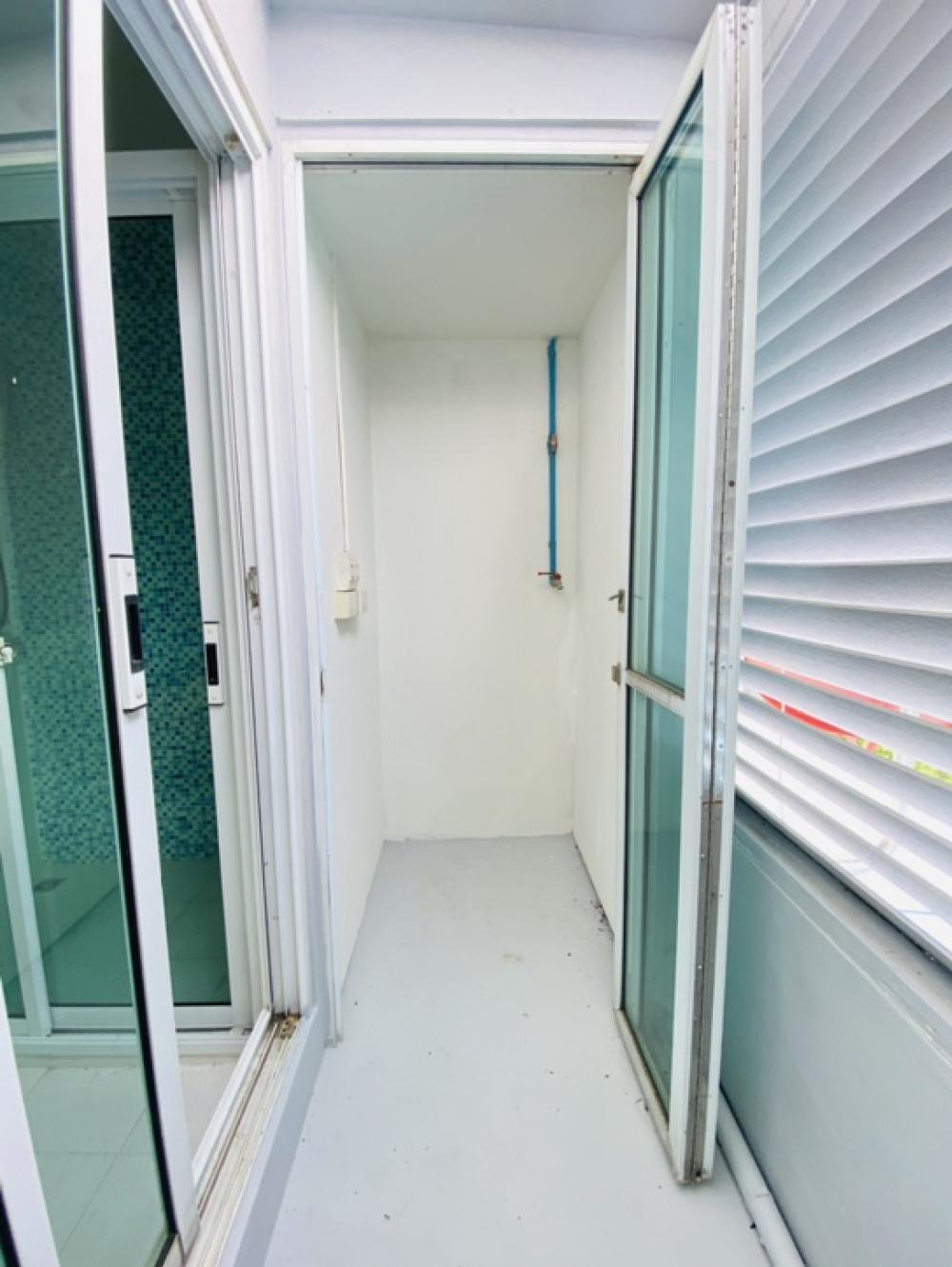 ขายทาวน์โฮมท่าพระ ตลาดพลู วุฒากาศ : เมโทรพาร์ค สาทร กัลปพฤกษ์ (Metro Park Sathorn) ใกล้ MRT BTS บางหว้าขายทาวน์โฮมหลังมุม 3 ชั้น