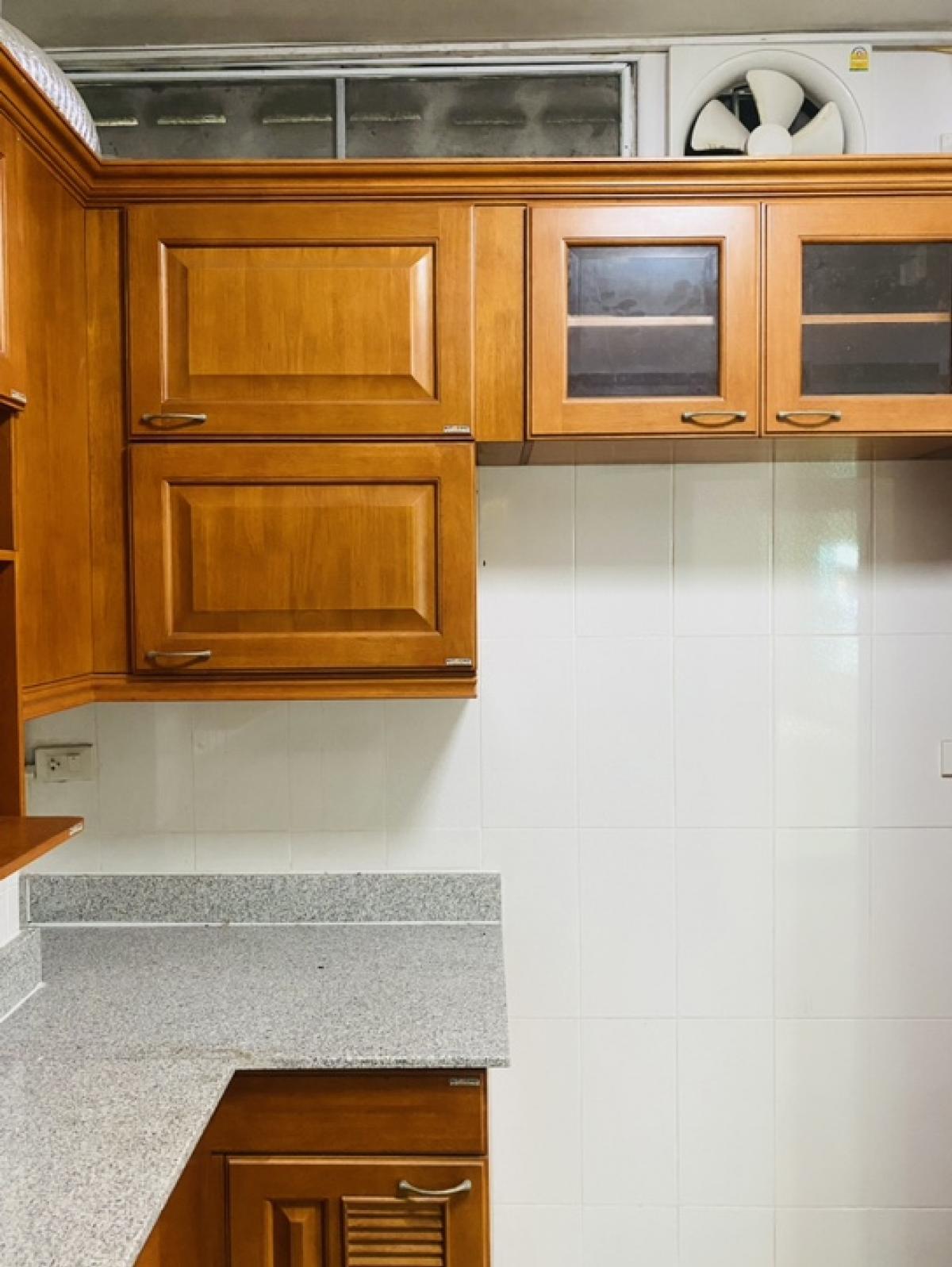 ขายทาวน์โฮมท่าพระ ตลาดพลู วุฒากาศ : เมโทรพาร์ค สาทร กัลปพฤกษ์ (Metro Park Sathorn) ใกล้ MRT BTS บางหว้าขายทาวน์โฮมหลังมุม 3 ชั้น