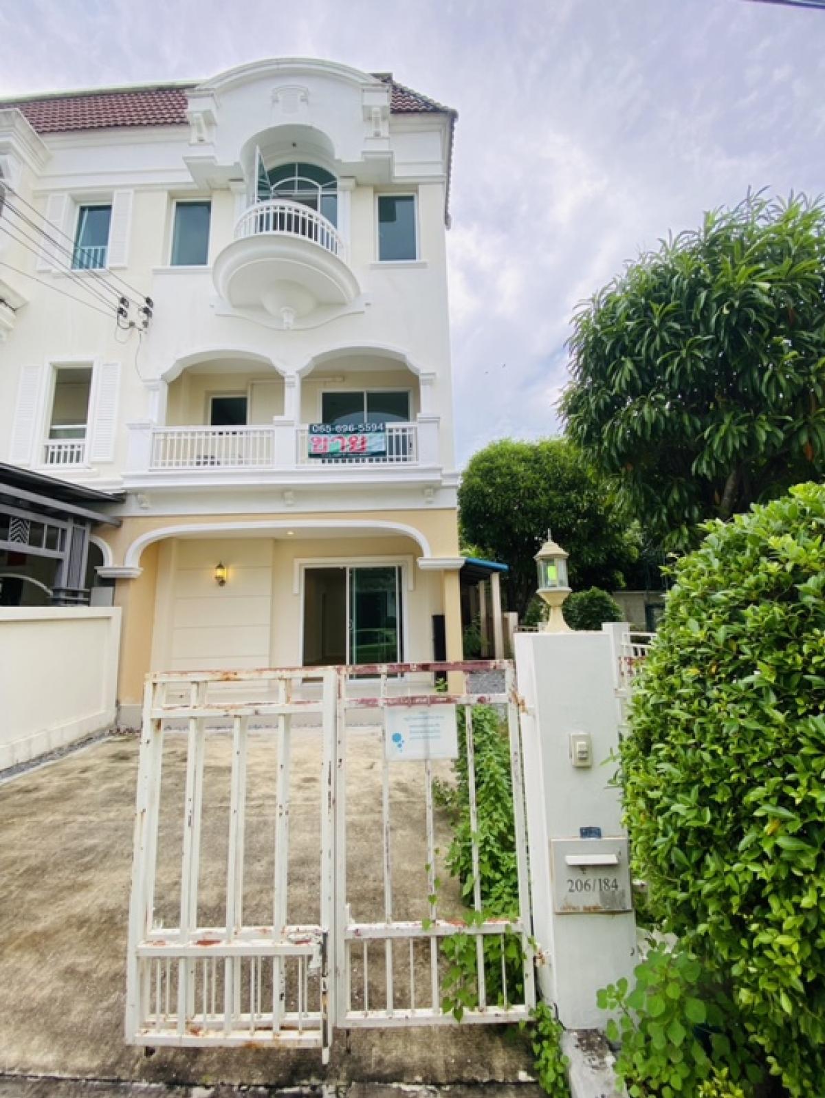 ขายทาวน์โฮมท่าพระ ตลาดพลู วุฒากาศ : เมโทรพาร์ค สาทร กัลปพฤกษ์ (Metro Park Sathorn) ใกล้ MRT BTS บางหว้าขายทาวน์โฮมหลังมุม 3 ชั้น