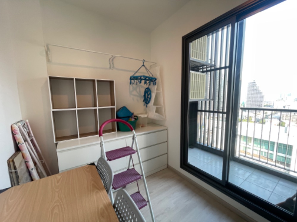 ให้เช่าคอนโดราชเทวี พญาไท : ให้ เช่า Rhythm rangnam ริธึ่ม รางน้ำ 1ห้องนอน 1ห้องน้ำ (ราคาดีห้องพร้อมอยู่)