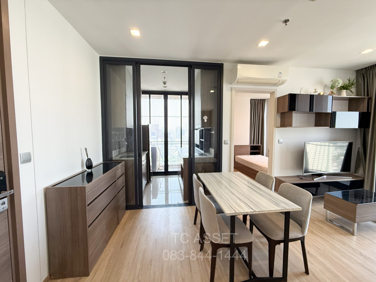 ขายคอนโดสะพานควาย จตุจักร : 🔥ขายด่วน! เดอะ ไลน์ พหลฯ-ประดิพัทธ์ 2 ห้องนอน 1 ห้องน้ำ ห้องมุม ทิศตะวันตก 53.13 ตรม ชั้น 30+ แต่งครบ🔥เพียง 8.499 ล้าน!