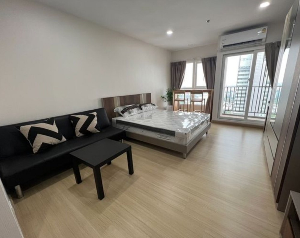For RentCondoRamkhamhaeng, Hua Mak : SVR231 Supalai Veranda Ramkhamhaeng 30 sq m., 23rd floor, fully furnished, 11,000 baht 081-904-4692