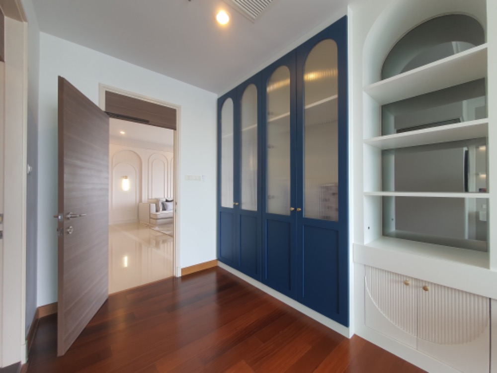 For RentCondoRama3 (Riverside),Satupadit : For rent SUPALAI PRIMA RIVA ,Penthouse 4 bedrooms ,Luxury decoration , Panoramic view and near BTS Chong Nonsi