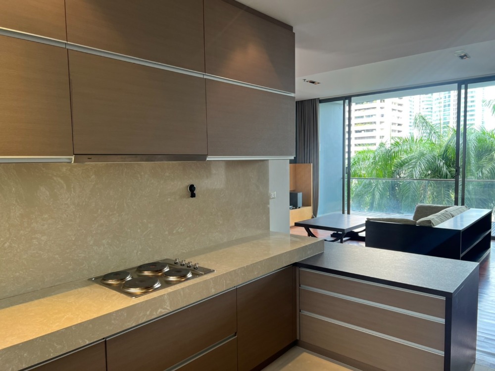 For RentCondoSukhumvit, Asoke, Thonglor : Domus 16-18 For rent big room good location 2bed3bath 165sqm 100k