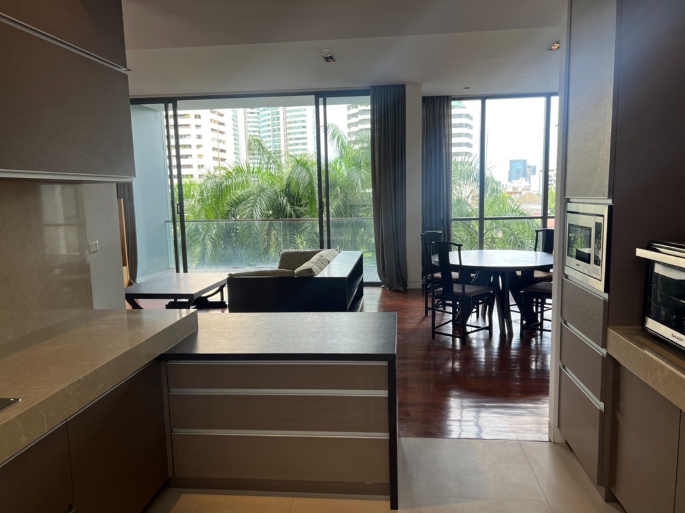 For RentCondoSukhumvit, Asoke, Thonglor : Domus 16-18 For rent big room good location 2bed3bath 165sqm 100k