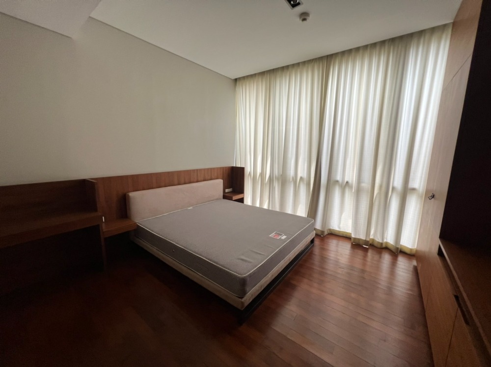 For RentCondoSukhumvit, Asoke, Thonglor : Domus 16-18 For rent big room good location 2bed3bath 165sqm 100k