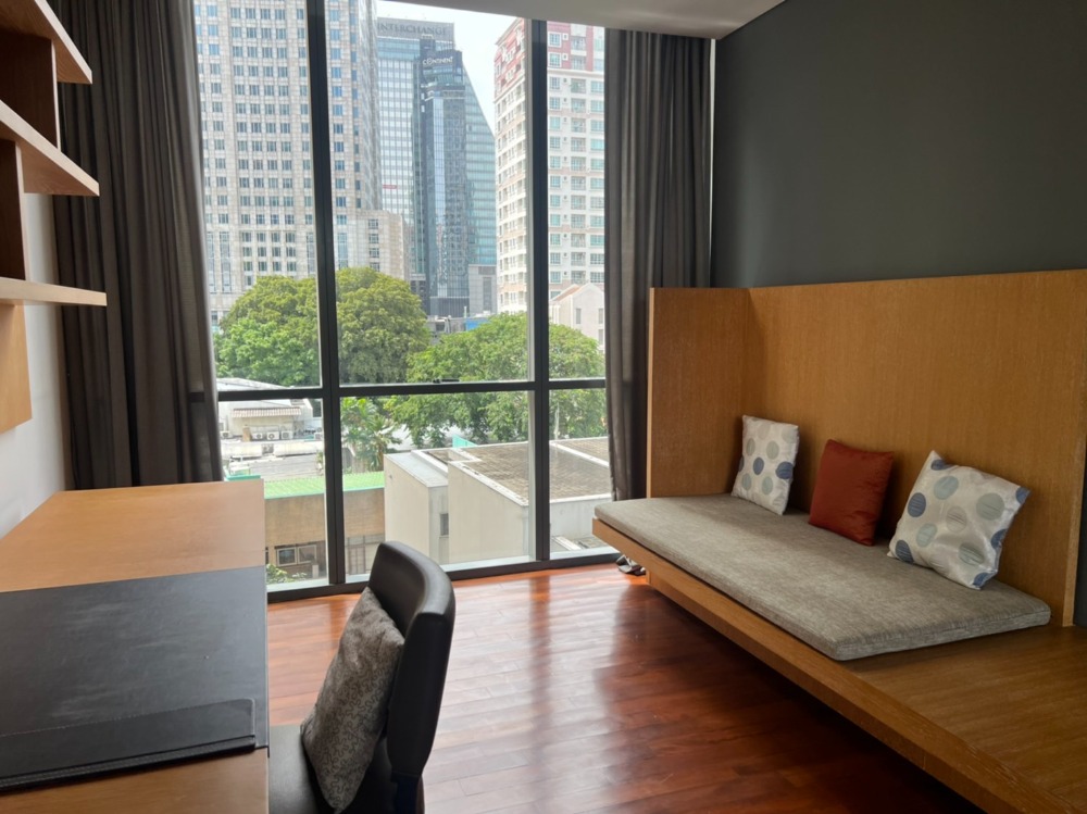For RentCondoSukhumvit, Asoke, Thonglor : Domus 16-18 For rent big room good location 2bed3bath 165sqm 100k