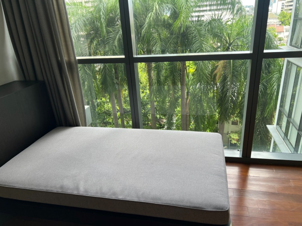 For RentCondoSukhumvit, Asoke, Thonglor : Domus 16-18 For rent big room good location 2bed3bath 165sqm 100k