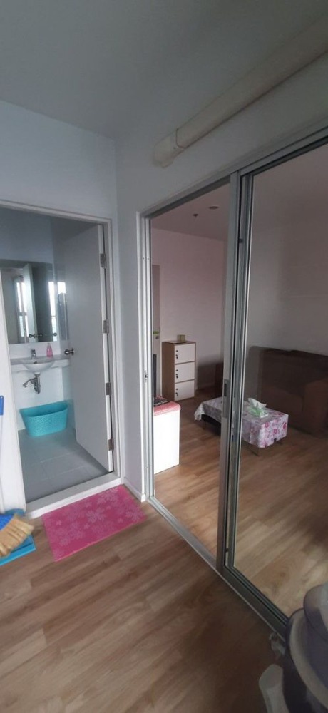 For RentCondoRathburana, Suksawat : Issi Condo Suksawat, fully furnished, 25 square meters.
