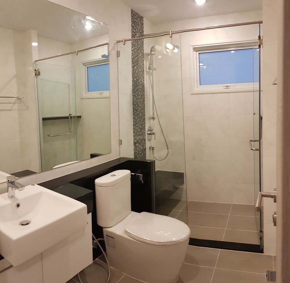 For SaleCondoRama3 (Riverside),Satupadit : For sale with tenant til January  27
 unit by the river , river view , near Central Rama 3