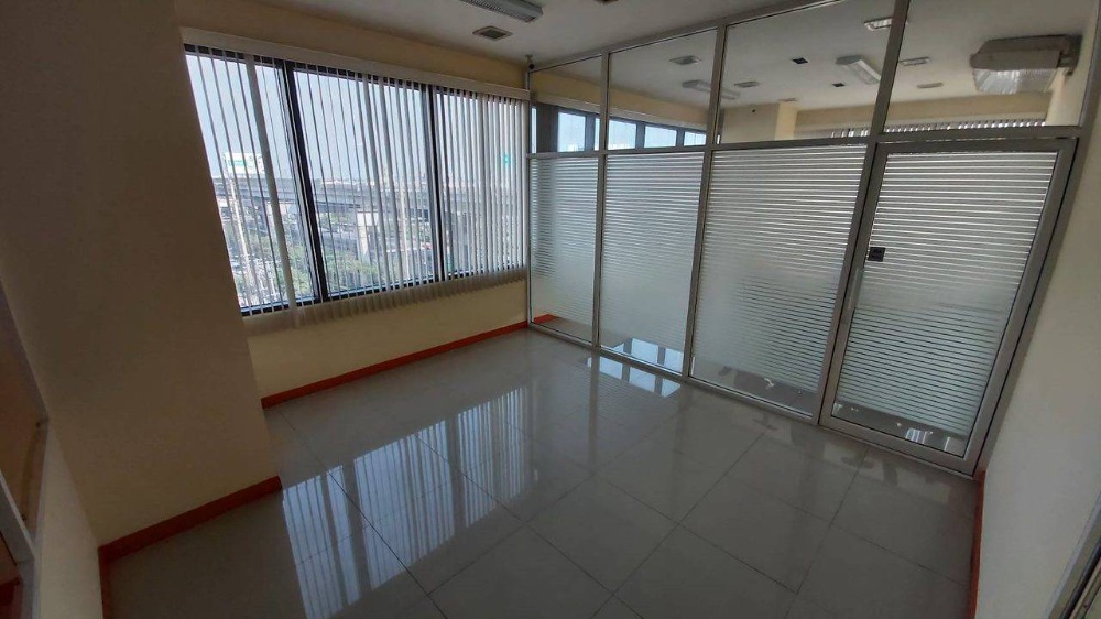 For SaleOfficeBangna, Bearing, Lasalle : Thodsaphol Land Building 4 / 117 Sqare Meter (FOR SALE) YOK131