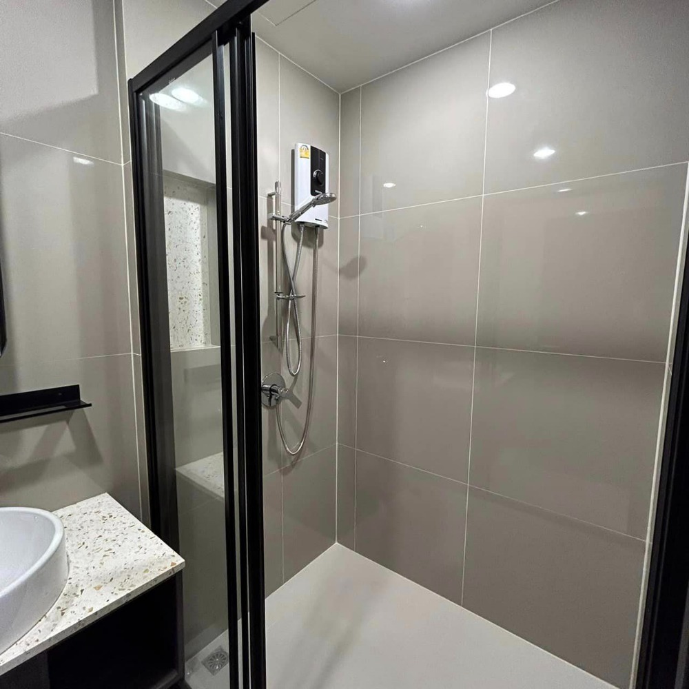 For RentCondoRatchadapisek, Huaikwang, Suttisan : Rds-1311 Condo for rent, XT Huaikhwang, make an appointment to see the room 👉line: @propertyfinder