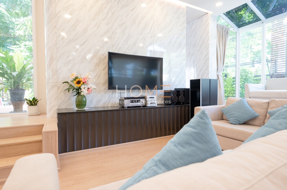 ขายบ้านพัฒนาการ ศรีนครินทร์ : บ้านเดี่ยว หลังใหญ่! ✨ โนเบิล ทารา พัฒนาการ / 3 ห้องนอน (ขาย), Noble Tara Pattanakarn / Detached House 3 Bedrooms (FOR SALE) PALM696