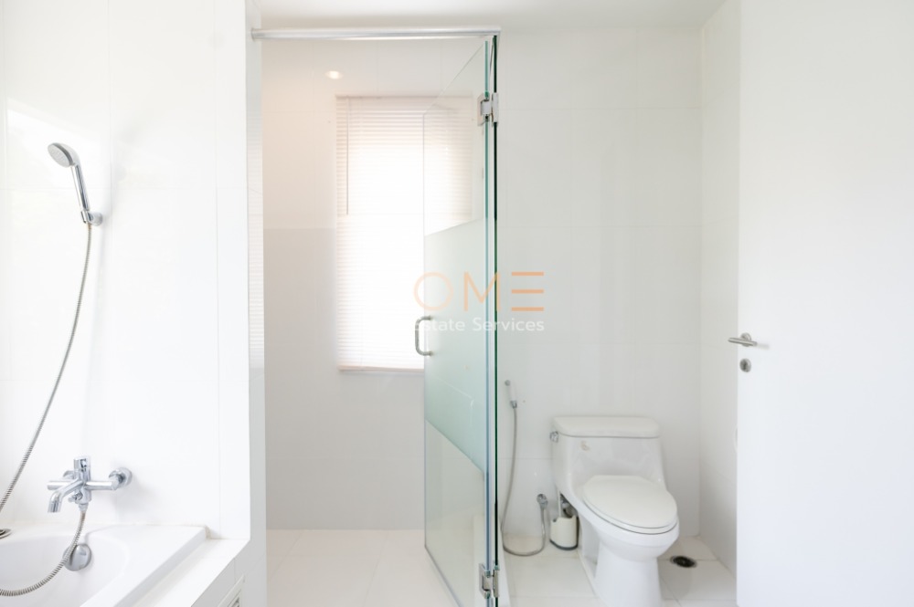 ขายบ้านพัฒนาการ ศรีนครินทร์ : บ้านเดี่ยว หลังใหญ่! ✨ โนเบิล ทารา พัฒนาการ / 3 ห้องนอน (ขาย), Noble Tara Pattanakarn / Detached House 3 Bedrooms (FOR SALE) PALM696