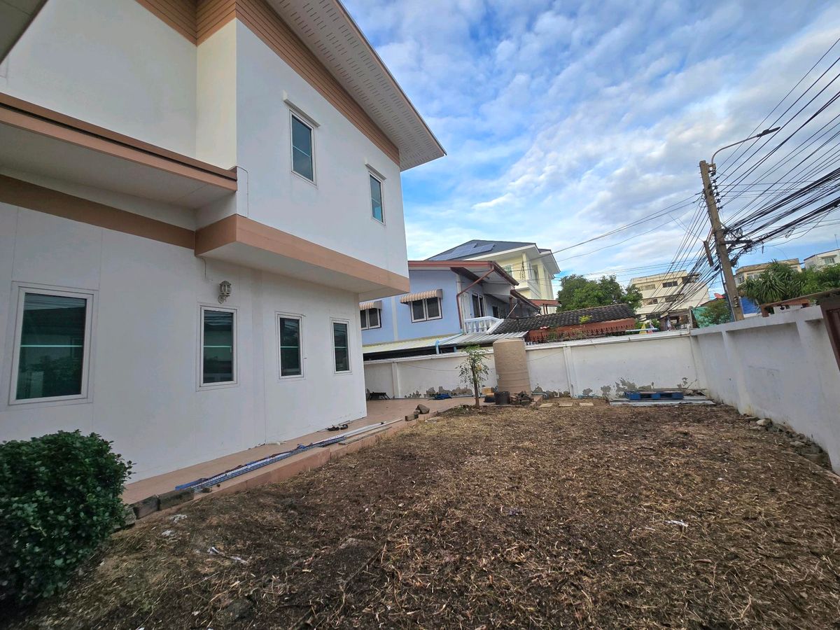 ให้เช่าบ้านแจ้งวัฒนะ เมืองทอง : ให้เช่า บ้านเดี่ยว2ชั้น 100ตรว.อยู่ถ.งามวงศ์วาน (ชินเขต1)ใกล้เดอะมอลล์ งามวงศ์วาน