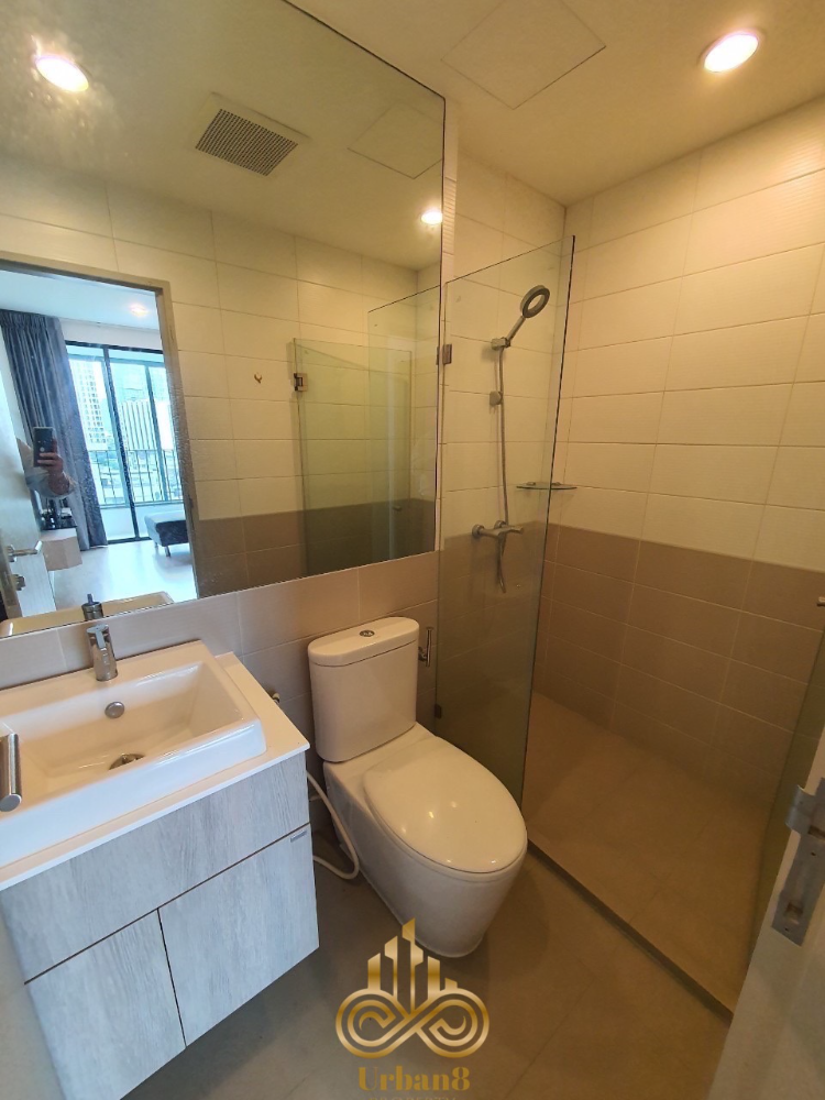 ให้เช่าคอนโดสยาม จุฬา สามย่าน : 2 ห้องนอน นิสิต จุฬา อยู่เกือบทั้งตึก ★MRTสามย่าน★สามย่าน มิตรทาวน์ 50 ตร.ม ชั้น 7(Two bedroom) ไอดีโอ คิว จุฬา - สามย่าน ขายก็มีนะครับ