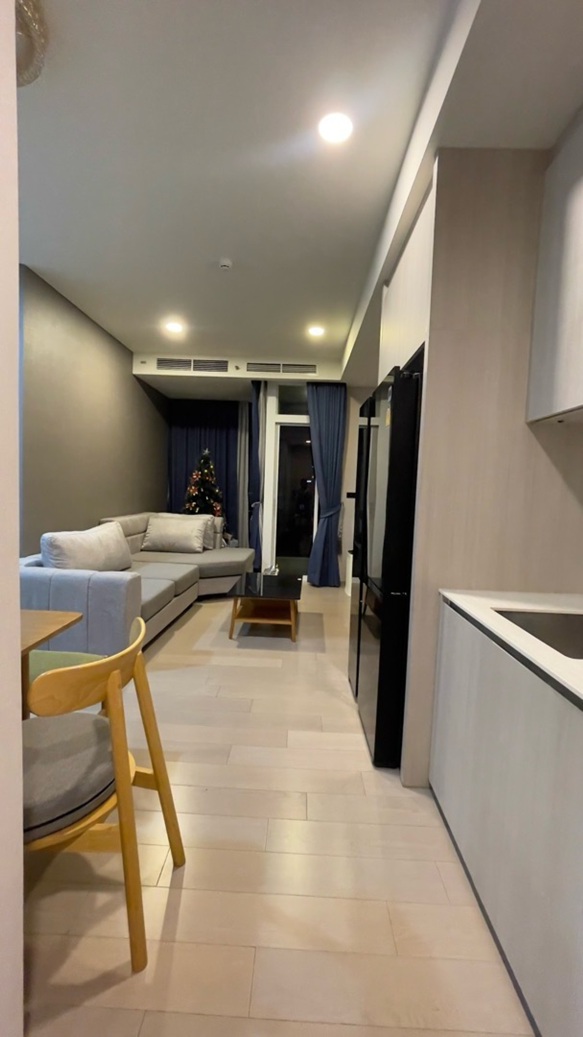 ให้เช่าคอนโดสุขุมวิท อโศก ทองหล่อ : for rent  Wyndham garden sukhumvit 42