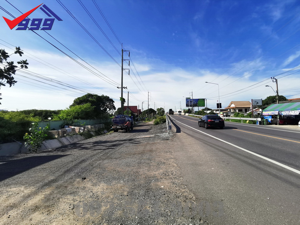 For SaleLandBangna, Bearing, Lasalle : Land for sale with buildings, area 16 rai 85 square wah, Bang Bo District, Samut Prakan Province. Bangna-Trad Road