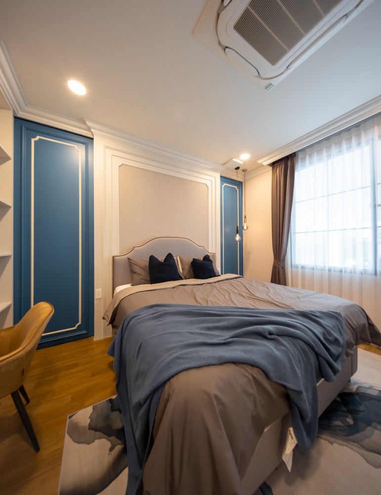 HousePattanakan, Srinakarin : House for rent Nantawan rama9 new krungthepkreetha 600,000baht, 5bedrooms, 7bathrooms, Near Rama9, Pattanakarn, Suan Luang, Srinakarin, Bangna, Suvarnabhumi Airport, Krungthep Kreetha, Sukhumvit, Brighton, and Wellington.