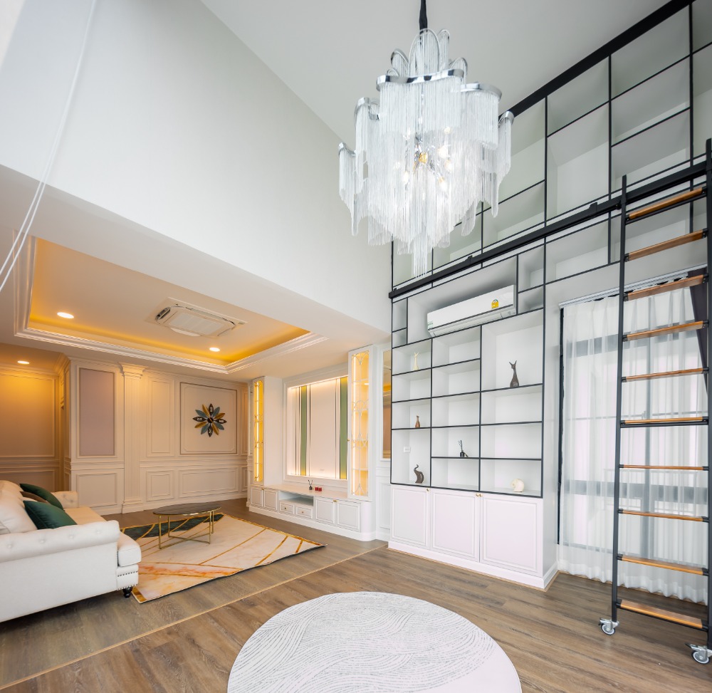 HousePattanakan, Srinakarin : House for rent Nantawan rama9 new krungthepkreetha 600,000baht, 5bedrooms, 7bathrooms, Near Rama9, Pattanakarn, Suan Luang, Srinakarin, Bangna, Suvarnabhumi Airport, Krungthep Kreetha, Sukhumvit, Brighton, and Wellington.