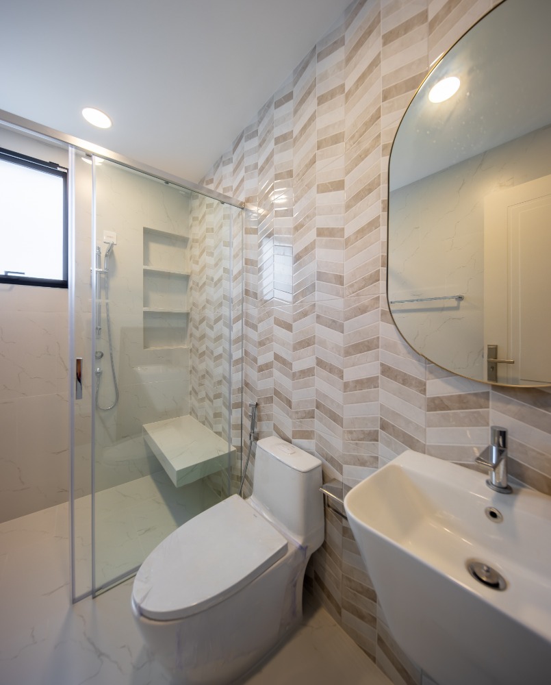 HousePattanakan, Srinakarin : House for rent Nantawan rama9 new krungthepkreetha 600,000baht, 5bedrooms, 7bathrooms, Near Rama9, Pattanakarn, Suan Luang, Srinakarin, Bangna, Suvarnabhumi Airport, Krungthep Kreetha, Sukhumvit, Brighton, and Wellington.