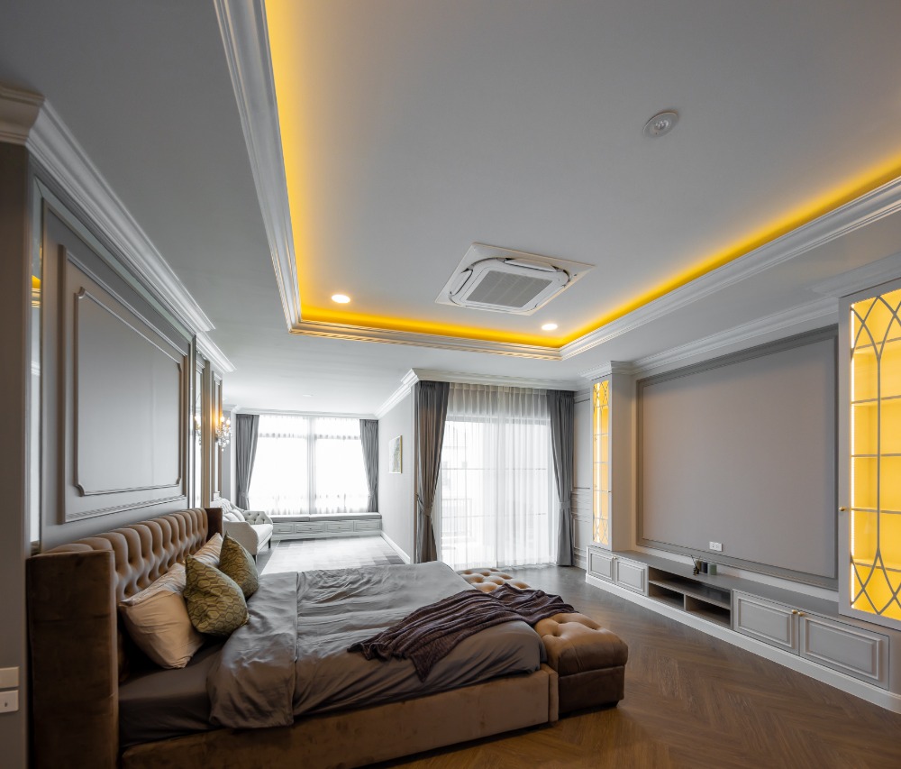 HousePattanakan, Srinakarin : House for rent Nantawan rama9 new krungthepkreetha 600,000baht, 5bedrooms, 7bathrooms, Near Rama9, Pattanakarn, Suan Luang, Srinakarin, Bangna, Suvarnabhumi Airport, Krungthep Kreetha, Sukhumvit, Brighton, and Wellington.