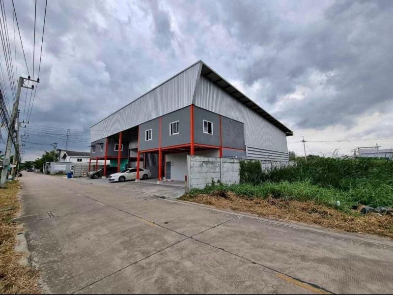 For RentWarehousePathum Thani,Rangsit, Thammasat : Warehouse for rent, size 350 sqm., Mini Factory, Lam Luk Ka, Khlong 4, Lat Sawai, Pathum Thani.