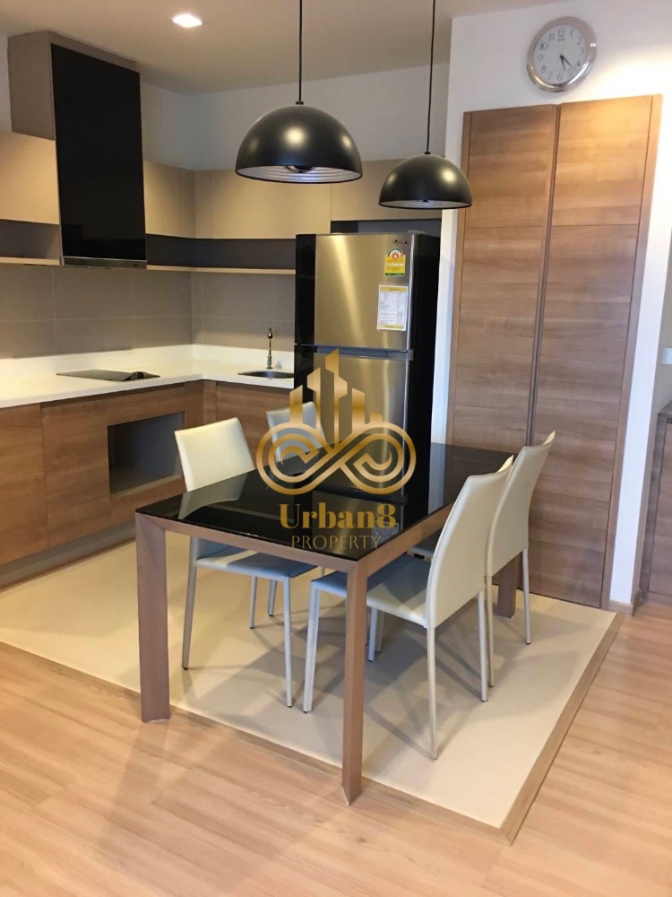 For SaleCondoSapankwai,Jatujak : Fully furnished 2 bedroom, 2 bathroom condo for sale with a floorsize of 66.74 squaremeters, located on the 10th floor, at Rhythm Phahol Ari building,