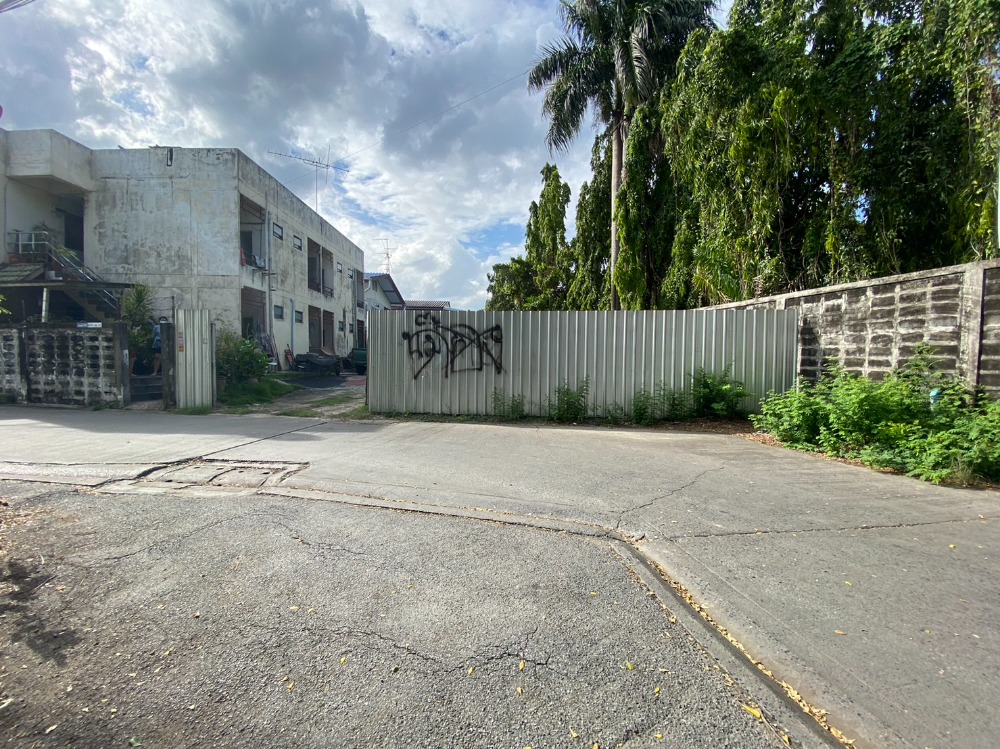 For SaleLandNawamin, Ramindra : Land for sale, Soi Rainthra 46, good location, near BTS, cheap price !! (SAV384)