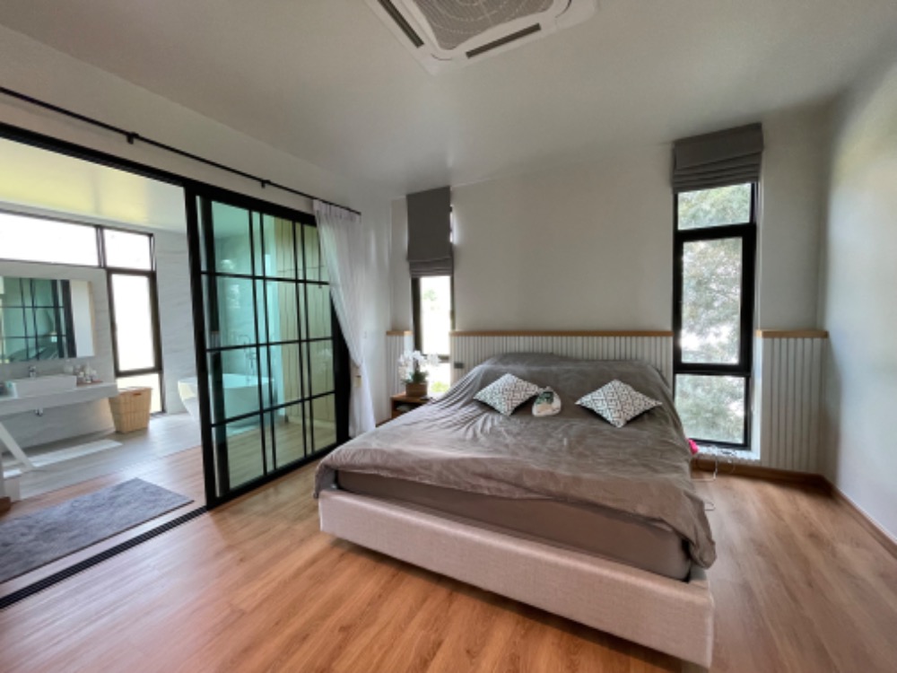 For SaleHouseKorat Nakhon Ratchasima : Second Home for Sale Khao Yai Chevalife Khaoyai Mountain View House on Main