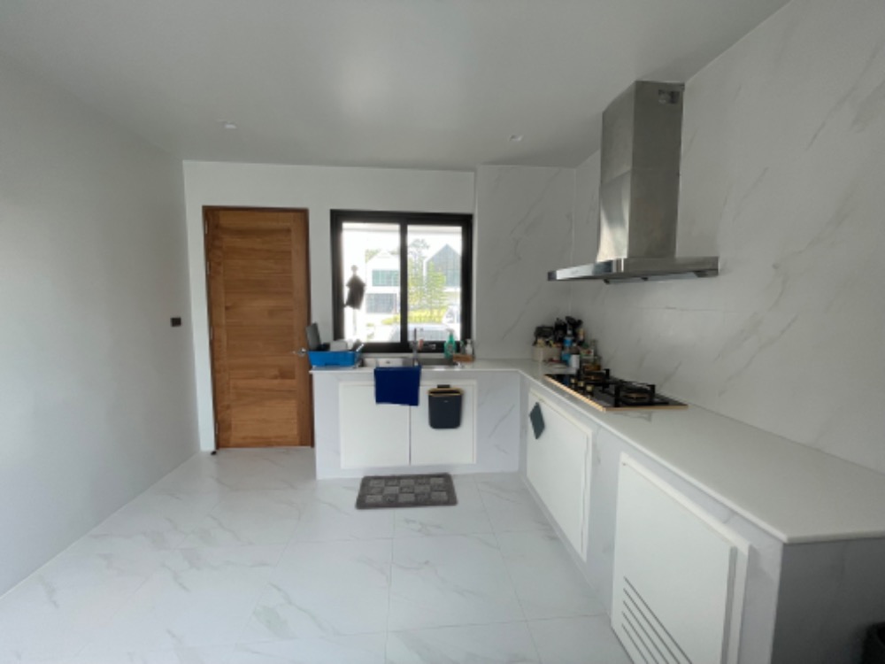 For SaleHouseKorat Nakhon Ratchasima : Second Home for Sale Khao Yai Chevalife Khaoyai Mountain View House on Main