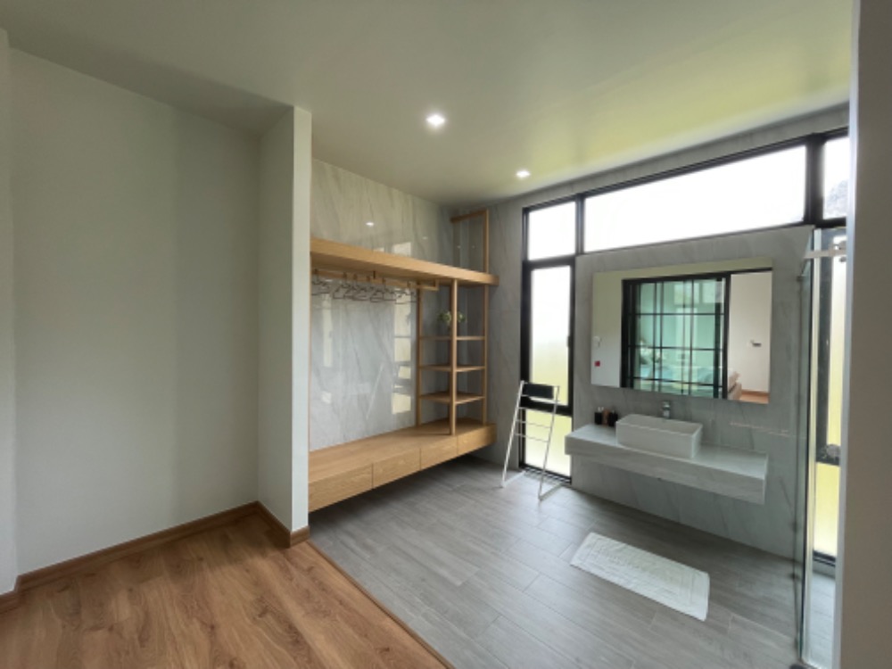 For SaleHouseKorat Nakhon Ratchasima : Second Home for Sale Khao Yai Chevalife Khaoyai Mountain View House on Main