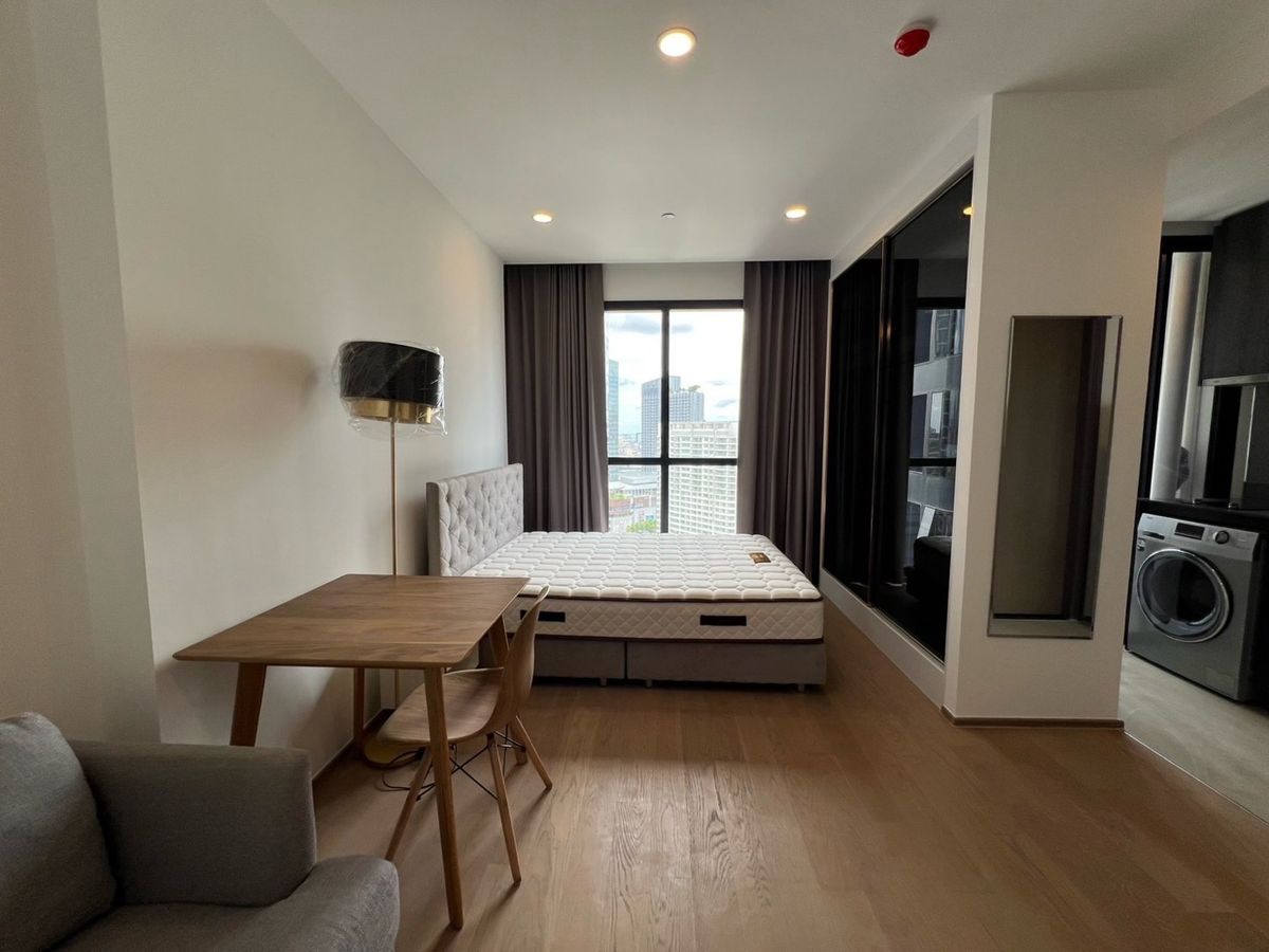 For SaleCondoSiam Paragon ,Chulalongkorn,Samyan : 🔥Urgent Sale🔥Ashton Chula-Silom, North-facing, front view, fully furnished, ready to move in.