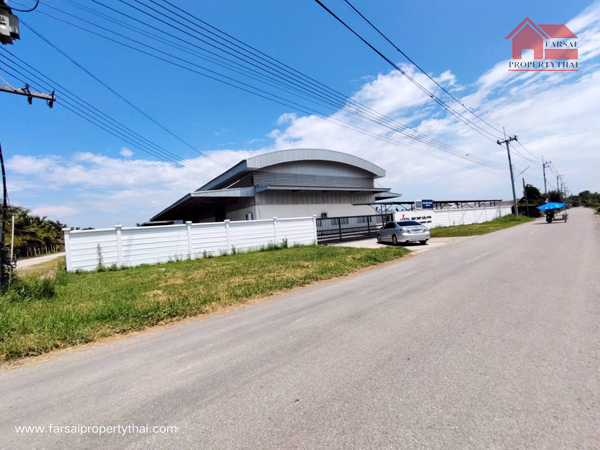 For SaleFactoryChachoengsao : Factory for sale, area 6 rai, usable area 3,200 sq m, office, 3-phase electricity, Suwinthawong Road Khlong Luang Phaeng, near Big C distribution center, selling price 35 million baht.