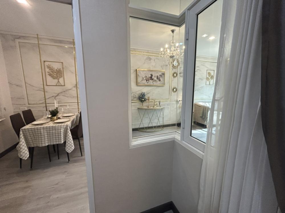 ขายทาวน์โฮมเชียงใหม่ : ‼️ขายด่วน‼️พร้อมผู้เช่า ปิดดีลเช่าเร็วมากกก ว่างไม่เคยถึงเดือน น่าลงทุน โกเด้นทาวน์ เชียงใหม่ - กาดรวมโชค บ้านสวยหรู เฟอร์นิเจอร์ เครื่องใช้ไฟฟ้าครบ พร้อมหิ้วเป๋าเข้าอยู่   สุดคุ้ม ทำเลทอง ตรงข้ามมรวมโชค มีโชคมอลล์ ใกล้ศูนย์ราชการ ใกล้เซ็นทรัลเฟสเชียงใหม่