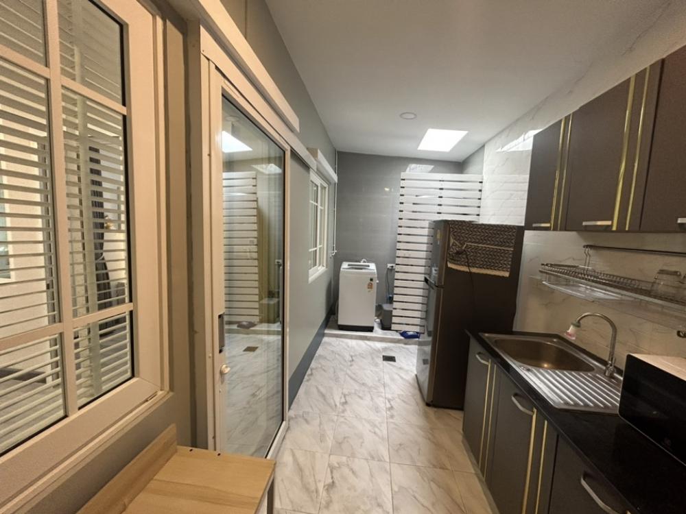 ขายทาวน์โฮมเชียงใหม่ : ‼️ขายด่วน‼️พร้อมผู้เช่า ปิดดีลเช่าเร็วมากกก ว่างไม่เคยถึงเดือน น่าลงทุน โกเด้นทาวน์ เชียงใหม่ - กาดรวมโชค บ้านสวยหรู เฟอร์นิเจอร์ เครื่องใช้ไฟฟ้าครบ พร้อมหิ้วเป๋าเข้าอยู่   สุดคุ้ม ทำเลทอง ตรงข้ามมรวมโชค มีโชคมอลล์ ใกล้ศูนย์ราชการ ใกล้เซ็นทรัลเฟสเชียงใหม่