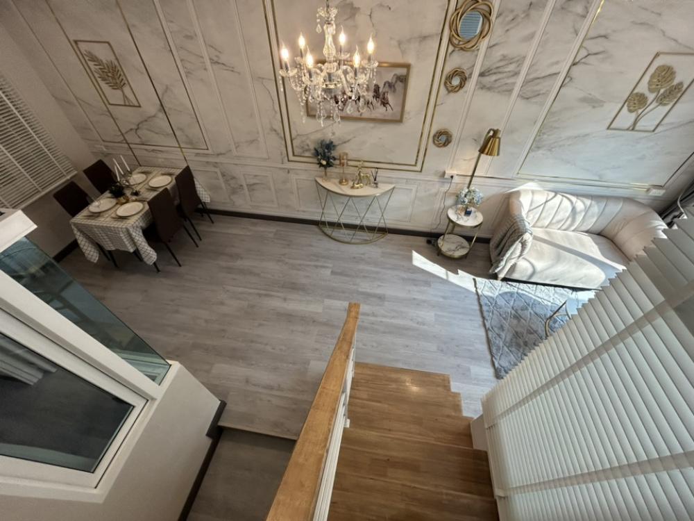 ขายทาวน์โฮมเชียงใหม่ : ‼️ขายด่วน‼️พร้อมผู้เช่า ปิดดีลเช่าเร็วมากกก ว่างไม่เคยถึงเดือน น่าลงทุน โกเด้นทาวน์ เชียงใหม่ - กาดรวมโชค บ้านสวยหรู เฟอร์นิเจอร์ เครื่องใช้ไฟฟ้าครบ พร้อมหิ้วเป๋าเข้าอยู่   สุดคุ้ม ทำเลทอง ตรงข้ามมรวมโชค มีโชคมอลล์ ใกล้ศูนย์ราชการ ใกล้เซ็นทรัลเฟสเชียงใหม่