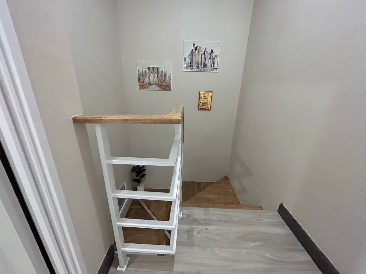 ขายทาวน์โฮมเชียงใหม่ : ‼️ขายด่วน‼️พร้อมผู้เช่า ปิดดีลเช่าเร็วมากกก ว่างไม่เคยถึงเดือน น่าลงทุน โกเด้นทาวน์ เชียงใหม่ - กาดรวมโชค บ้านสวยหรู เฟอร์นิเจอร์ เครื่องใช้ไฟฟ้าครบ พร้อมหิ้วเป๋าเข้าอยู่   สุดคุ้ม ทำเลทอง ตรงข้ามมรวมโชค มีโชคมอลล์ ใกล้ศูนย์ราชการ ใกล้เซ็นทรัลเฟสเชียงใหม่