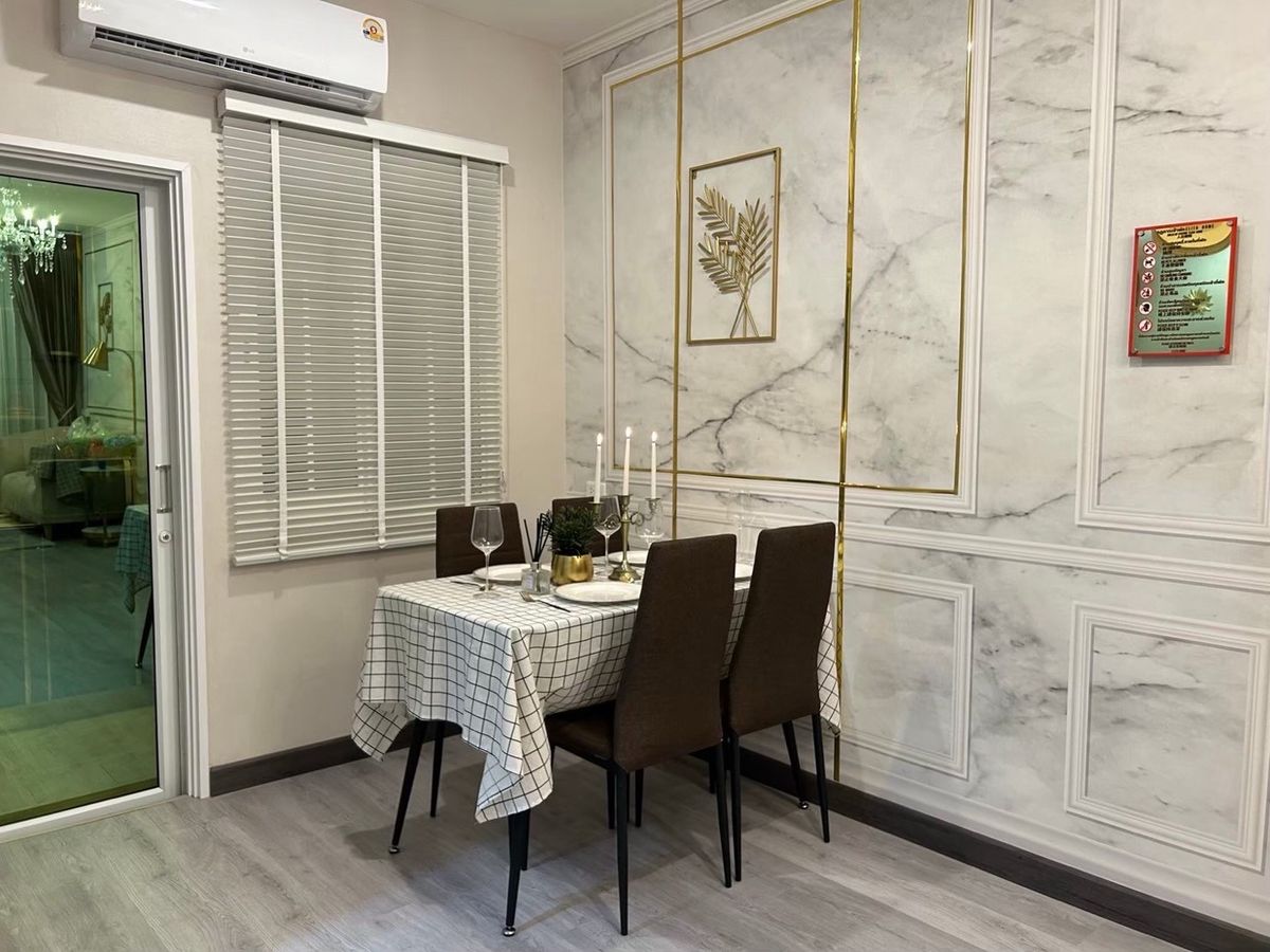 ขายทาวน์โฮมเชียงใหม่ : ‼️ขายด่วน‼️พร้อมผู้เช่า ปิดดีลเช่าเร็วมากกก ว่างไม่เคยถึงเดือน น่าลงทุน โกเด้นทาวน์ เชียงใหม่ - กาดรวมโชค บ้านสวยหรู เฟอร์นิเจอร์ เครื่องใช้ไฟฟ้าครบ พร้อมหิ้วเป๋าเข้าอยู่   สุดคุ้ม ทำเลทอง ตรงข้ามมรวมโชค มีโชคมอลล์ ใกล้ศูนย์ราชการ ใกล้เซ็นทรัลเฟสเชียงใหม่