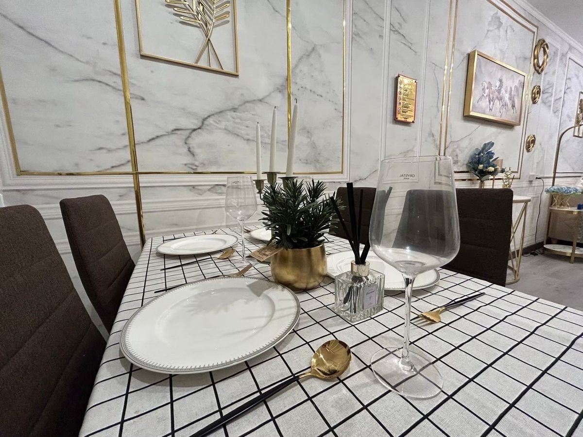 ขายทาวน์โฮมเชียงใหม่ : ‼️ขายด่วน‼️พร้อมผู้เช่า ปิดดีลเช่าเร็วมากกก ว่างไม่เคยถึงเดือน น่าลงทุน โกเด้นทาวน์ เชียงใหม่ - กาดรวมโชค บ้านสวยหรู เฟอร์นิเจอร์ เครื่องใช้ไฟฟ้าครบ พร้อมหิ้วเป๋าเข้าอยู่   สุดคุ้ม ทำเลทอง ตรงข้ามมรวมโชค มีโชคมอลล์ ใกล้ศูนย์ราชการ ใกล้เซ็นทรัลเฟสเชียงใหม่