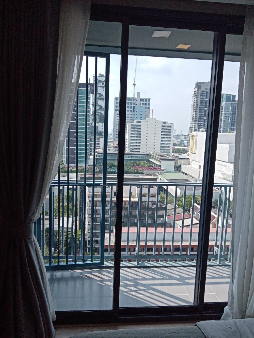 ให้เช่าคอนโดราชเทวี พญาไท : Eng 中 日 Please add LINE ID @806qphgn o8415o5483 XT Phayathai 35 sq.m. Rent & Sell