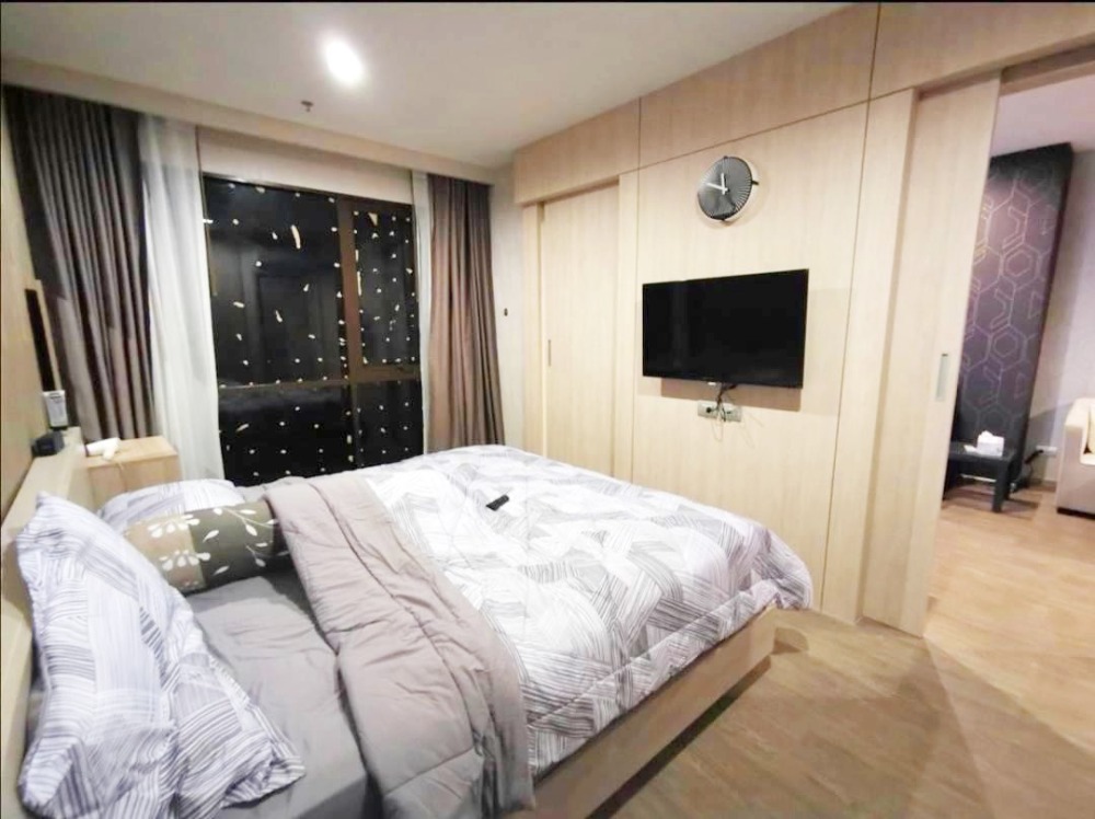 For SaleCondoPattaya, Bangsaen, Chonburi : Sale Aeras Condo, Pattaya, Jomtien, 1 bedroom, 44 sqm., 32nd floor, fully furnished, next to the beach, 180 panoramic sea view.